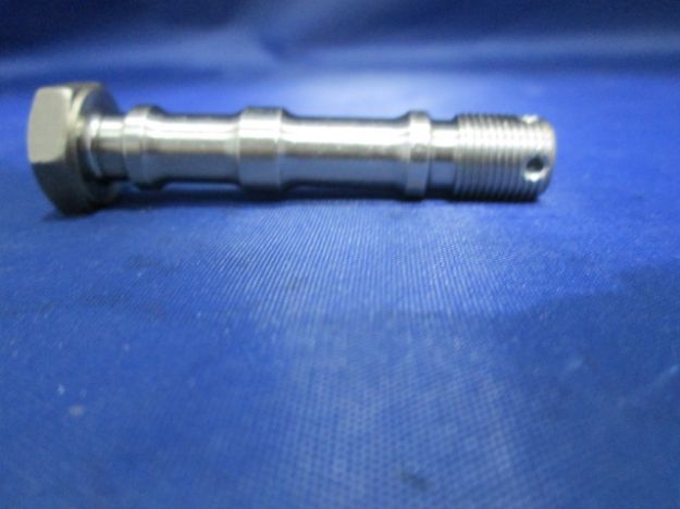 Picture of SA631794 Superior Air Parts Aircraft Products BOLT