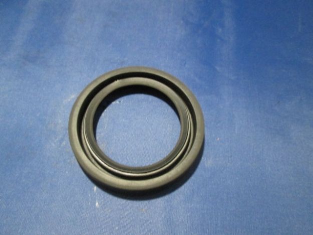 Picture of SL13792 Superior Air Parts Aircraft Products SEAL  OIL  CRANKSHAFT ASS'Y