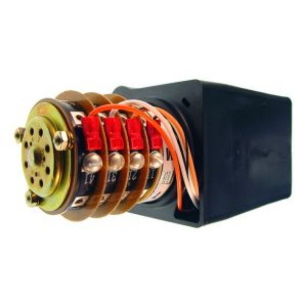 Picture of Alcor Dual Universal Selector Switch (80827)