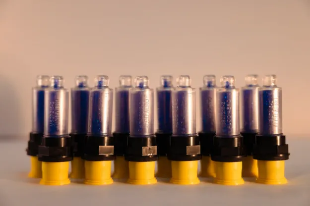 Picture of MS27215-2 Dehydrator Plug — Reusable Engine Desiccant Plug